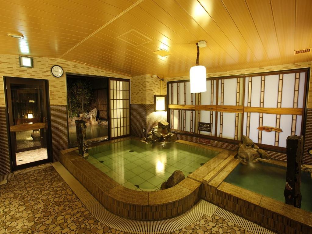 Dormy Inn Himeji Natural Hot Spring Екстер'єр фото