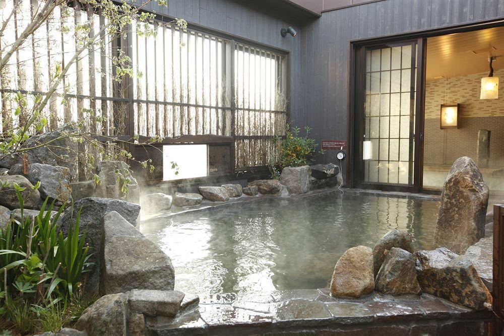 Dormy Inn Himeji Natural Hot Spring Екстер'єр фото